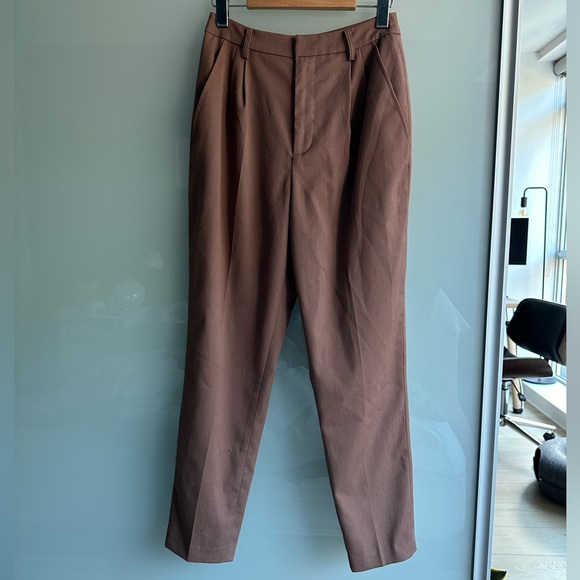 Brown tapered trousers - Picture 2 of 4
